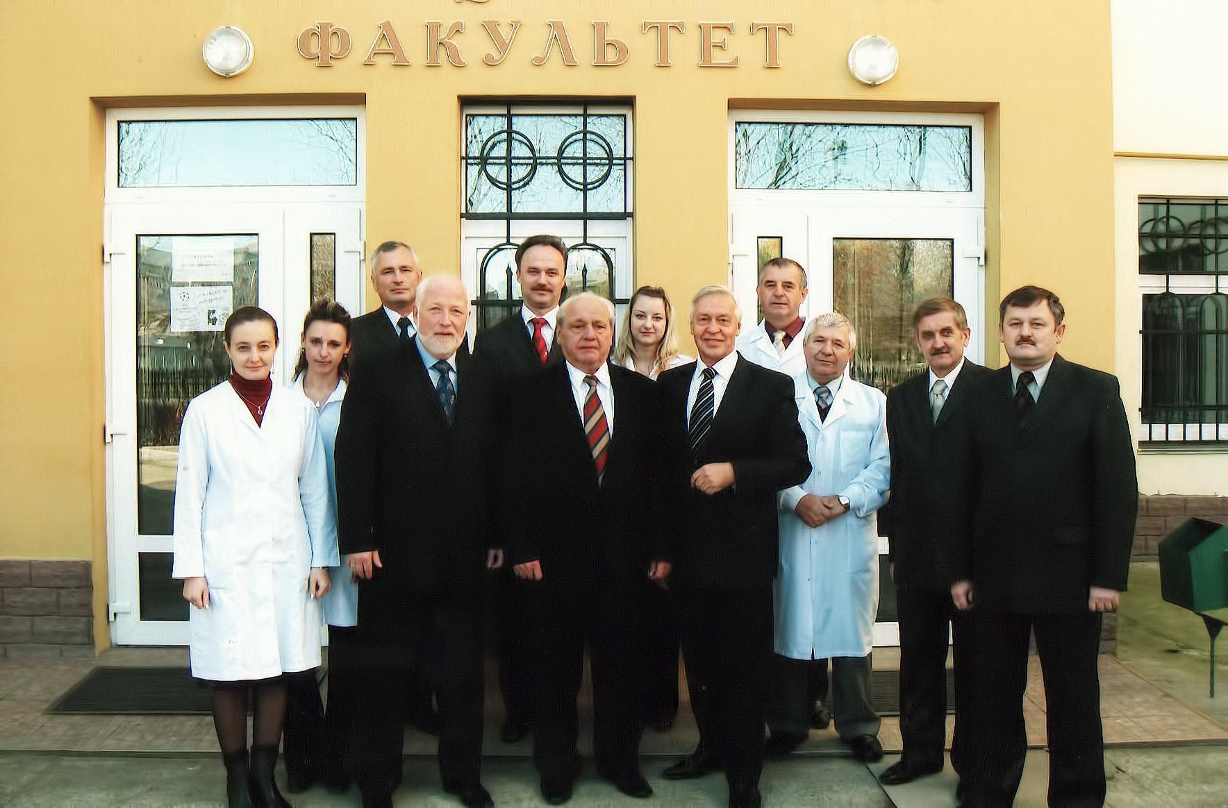 ІВАНО-ФРАНКІВСЬКИЙ НАЦІОНАЛЬНИЙ МЕДИЧНИЙ УНІВЕРСИТЕТ: 80 років служіння медицині та фармації