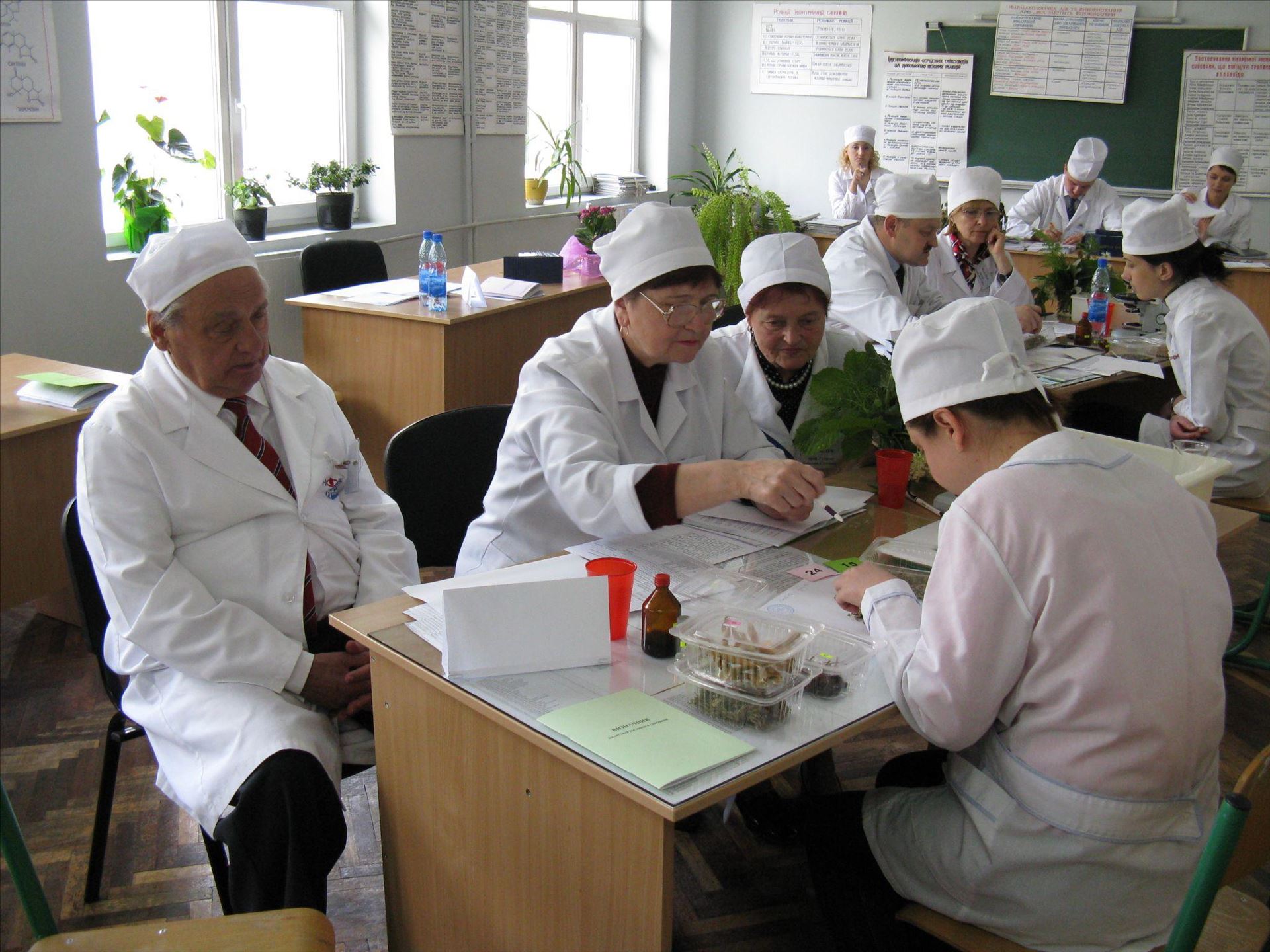 ІВАНО-ФРАНКІВСЬКИЙ НАЦІОНАЛЬНИЙ МЕДИЧНИЙ УНІВЕРСИТЕТ: 80 років служіння медицині та фармації