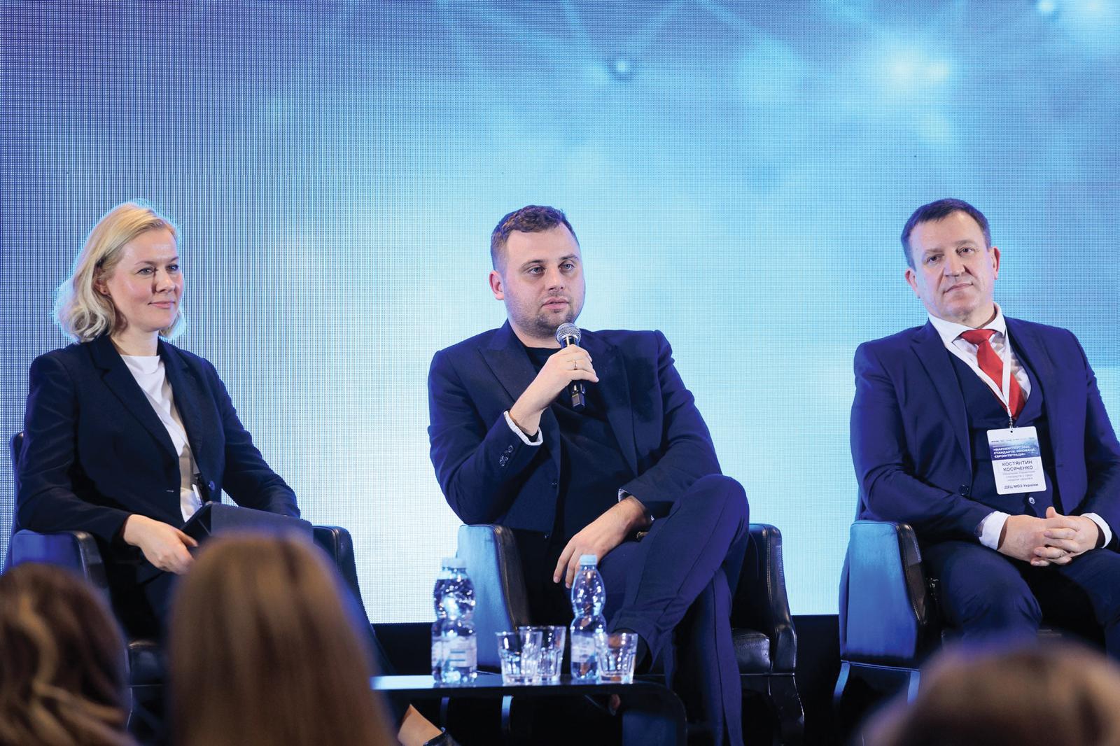 Статус «Заслужений працівник фармації України» як відповідальність: Костянтин Косяченко про реформи, соціальну безпеку та європейські стандарти