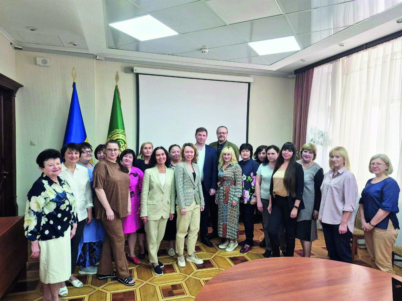 Фахова передвища фармацевтична освіта: досвід незламності та стратегії розвитку Фахового коледжу Національного фармацевтичного університету