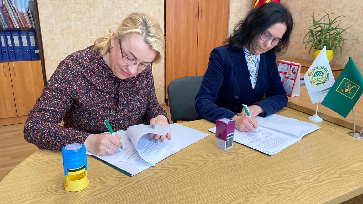 Фахова передвища фармацевтична освіта: досвід незламності та стратегії розвитку Фахового коледжу Національного фармацевтичного університету